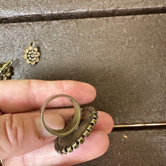 Vintage Earrings & Ring Set Pink Blush Stone Crystal & Enamel Size 7 - Picture 7 of 11